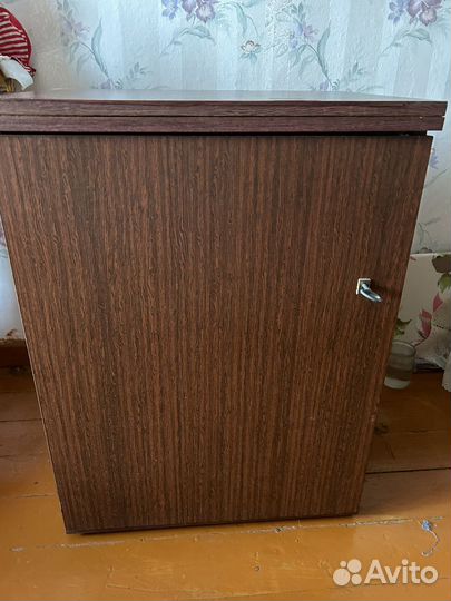 Швейная ипшинка с ножным приводом Подольск 142