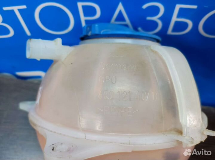 Расширительный бачок Skoda Rapid