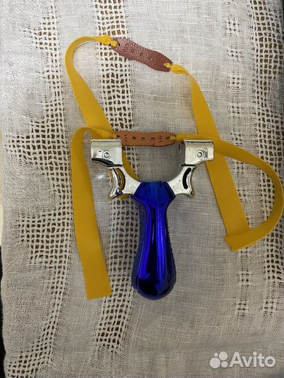 Рогатка с лазерным прицелом