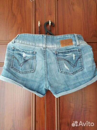 Джинсовые шорты