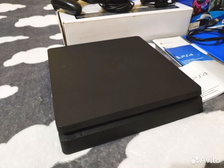 Sony PS4 Slim 500Gb + Sony PS VR2 + Grand Turismo