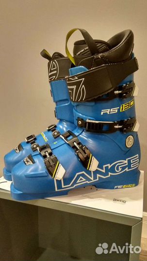 Горнолыжные ботинки