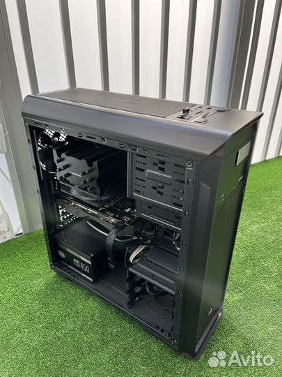 Корпус компьютерный AeroCool Aero-500G Black