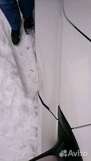 Крыло для toyota corolla