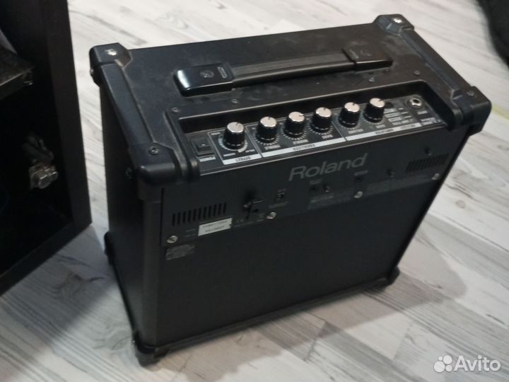 Комбик для электрогитары cube