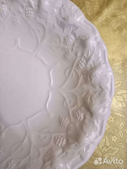 Блюдо Виноградная лоза дфз белая