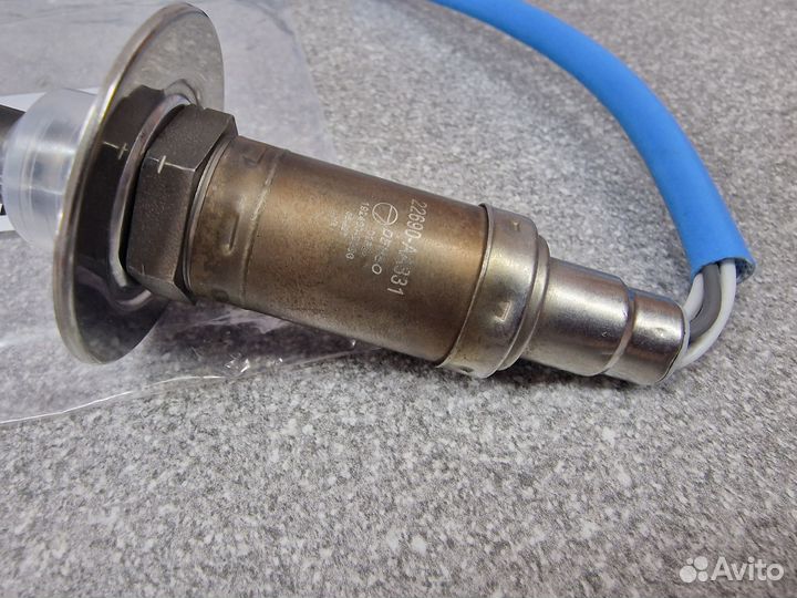 Датчик кислорода лямбда-зонд Subaru 22690-AA831