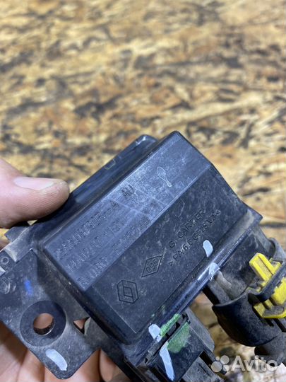 Резистор вентилятора Рено Логан 2