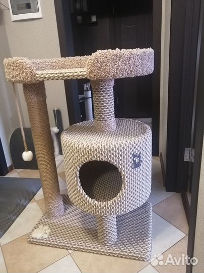 Домик для кошки с когтеточкой