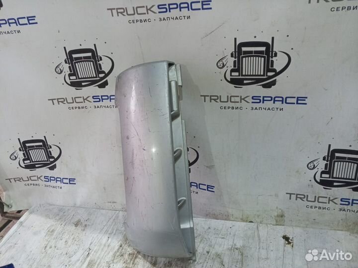 Дефлектор кабины правый MAN 81624100046