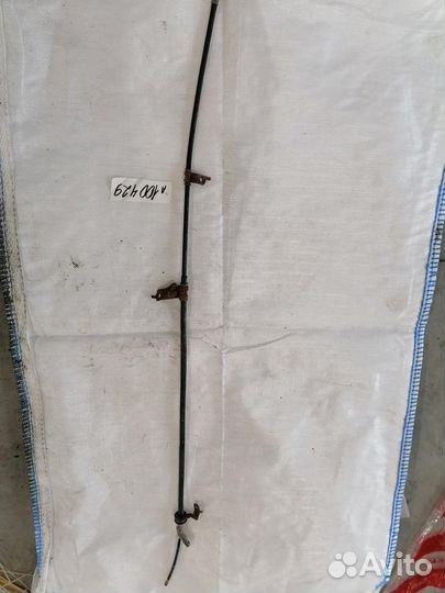 Трос стояночного тормоза правый Chery T11 2013-201