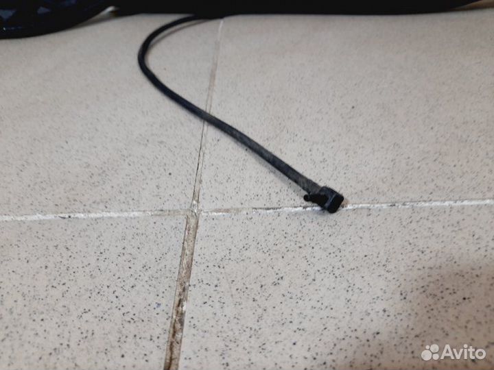 Поводок стеклоочистителя передний правый Jaguar Xf