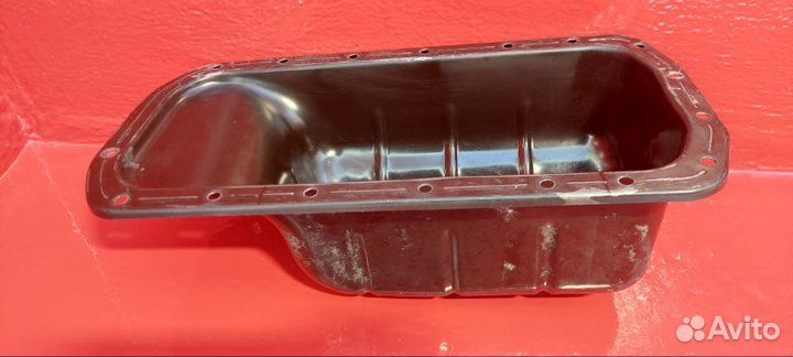 Поддон Citroen Picassa 1.6 HDI (DV6TED4) 2010