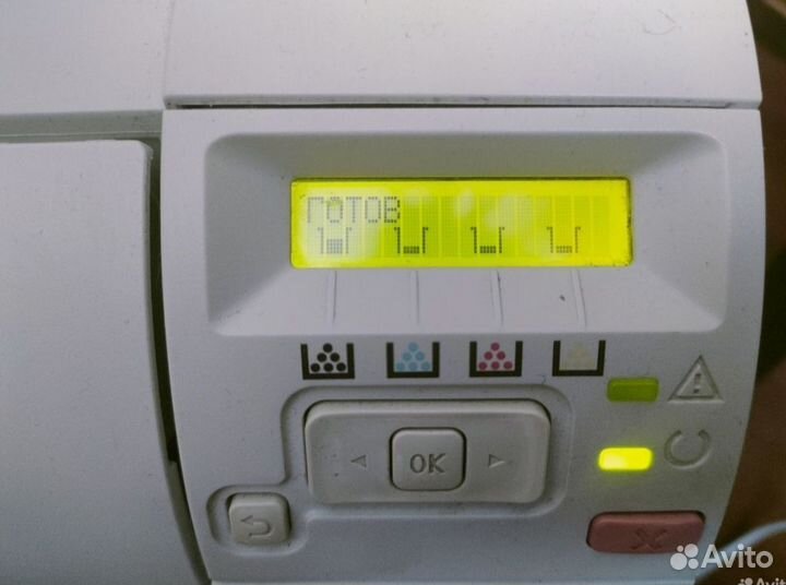 Принтер HP LaserJet Pro 300 color M351a