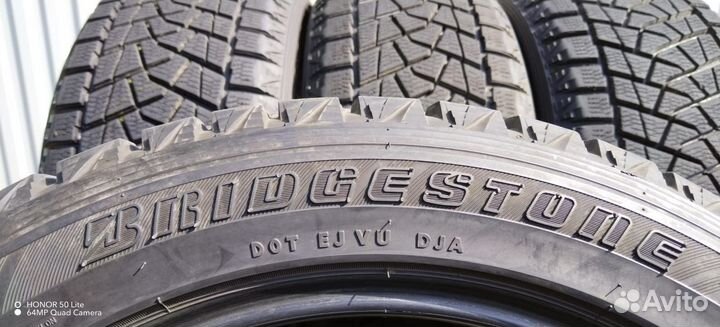 Bridgestone Blizzak DM-Z3 255/50 R19