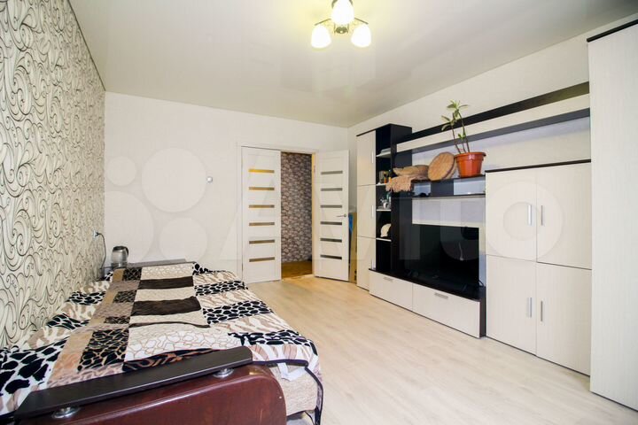 2-к. квартира, 52,3 м², 1/9 эт.