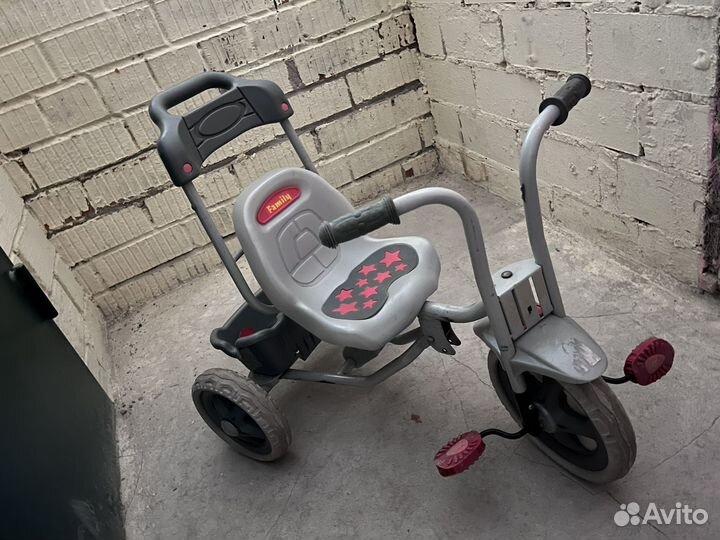 Трехколесный велосипед