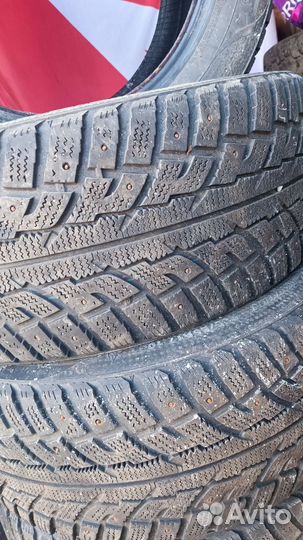 Bridgestone WinterForce 235/55 R17 103