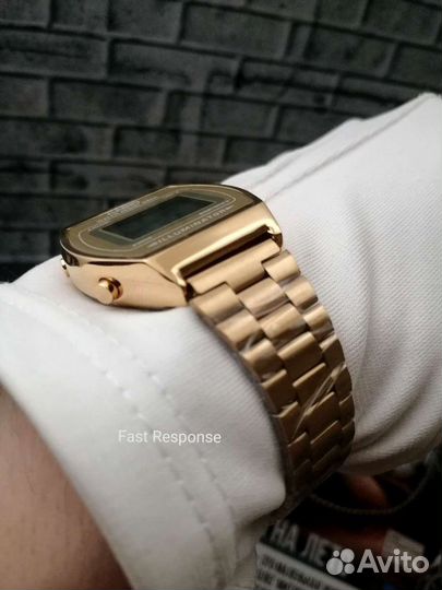 Наручные электронные часы Gold Classic