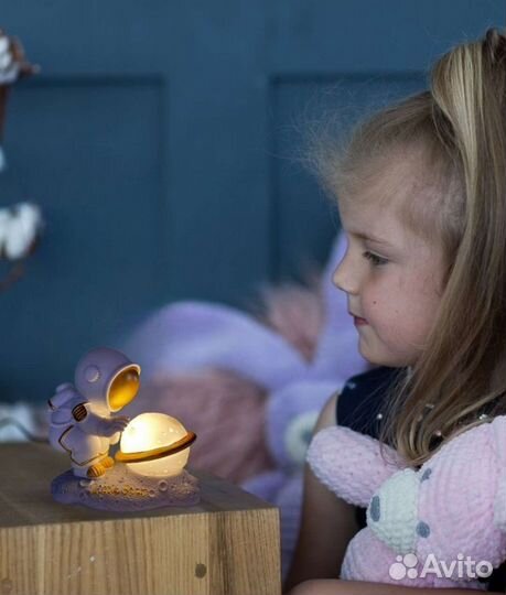 Новый детский ночник космонавт