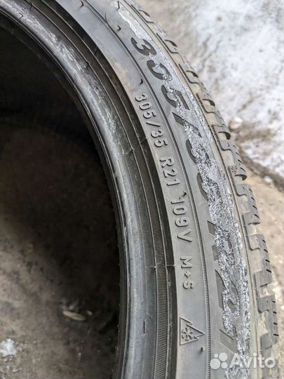 Pirelli Scorpion Winter 305/35 R21