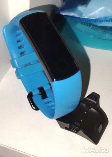 Фитнес браслет honor band 4