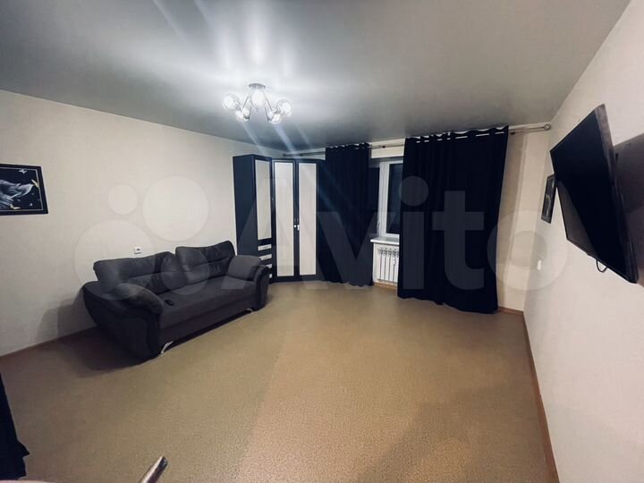 1-к. квартира, 43 м², 8/9 эт.