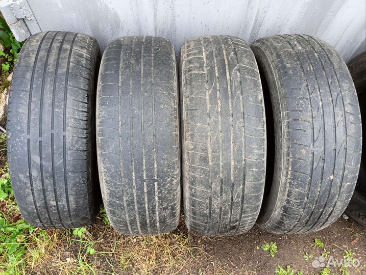 Bridgestone Dueler H/P 215/65 R16