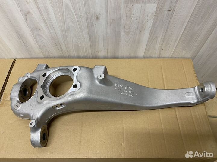 Поворотный кулак VW Touareg nf / Porsche Cayenne