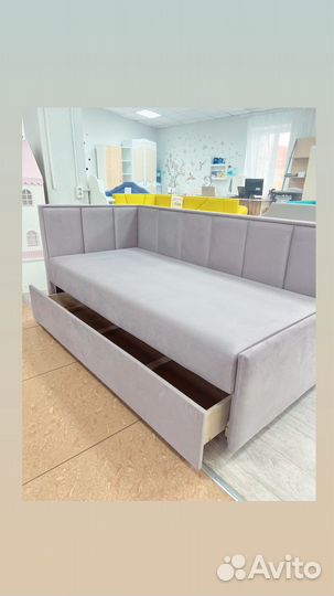 Диван, детская кровать в наличии