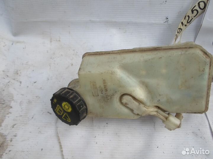 Цилиндр тормозной главный Ford Focus 2 2005-2011