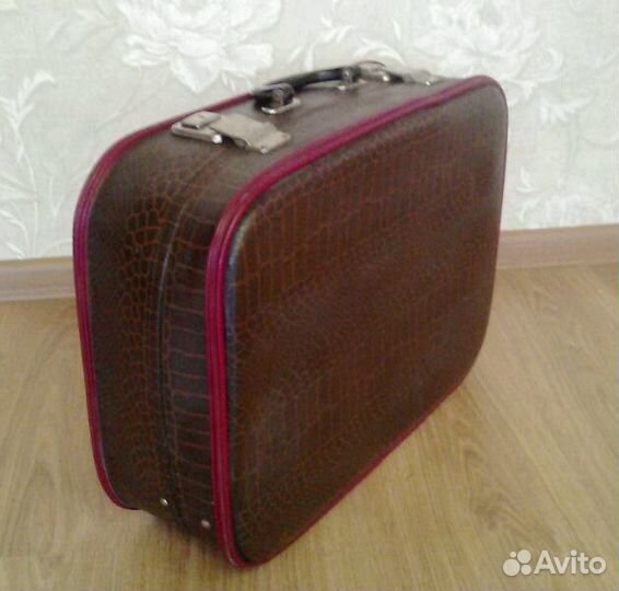 Женский ретро чемоданчик