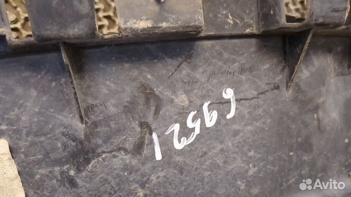 Защита моторного отсека Renault Scenic, 2001