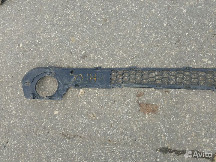 Решетка в бампер ваз 2123 Нива (Бертоне)