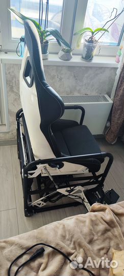 Полный комплект Fanatec + складной кокпит