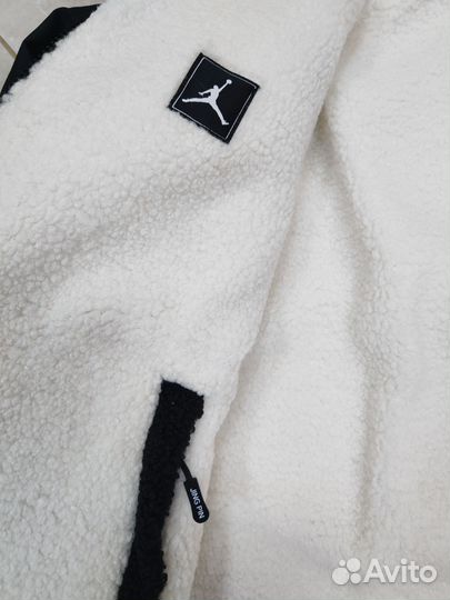 Куртка двусторонняя новая