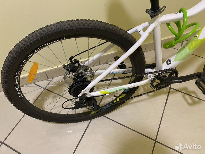 Велосипед Welt Floxy 1.0 D 26 promo 2023 White