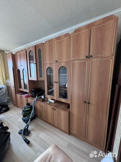 Шкаф стенка