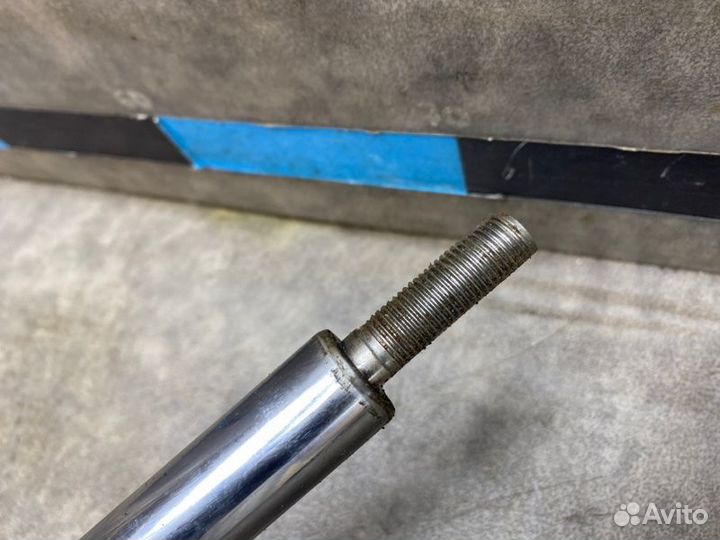 Амортизатор задний правый Kia Cerato 1.6 G4ED 2006