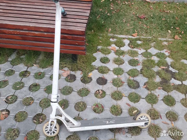 Трюковой самокат