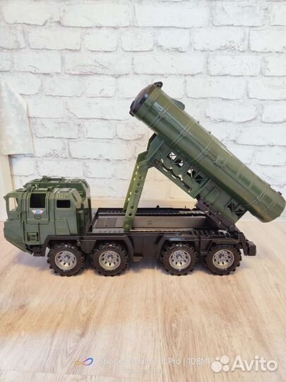 Машина игрушечная детская