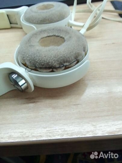 Наушники Sony