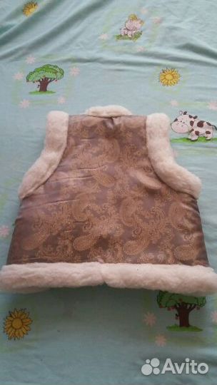 Новая детская жилетка