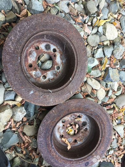 Toyota RAV4 II 2004 диск тормозной задний