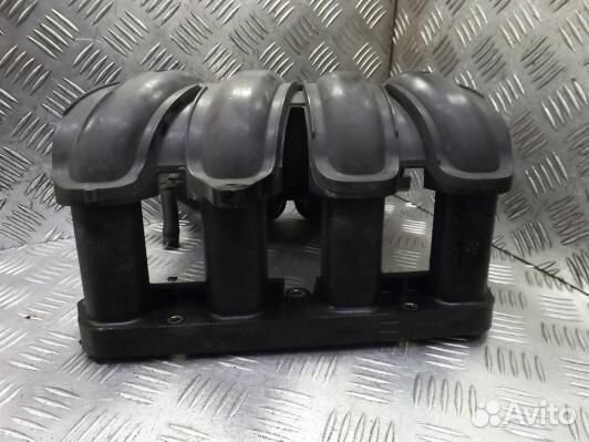 Впускной коллектор бензиновый nissan note E11 (BML