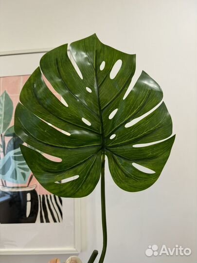Монстера искуственная ветвь