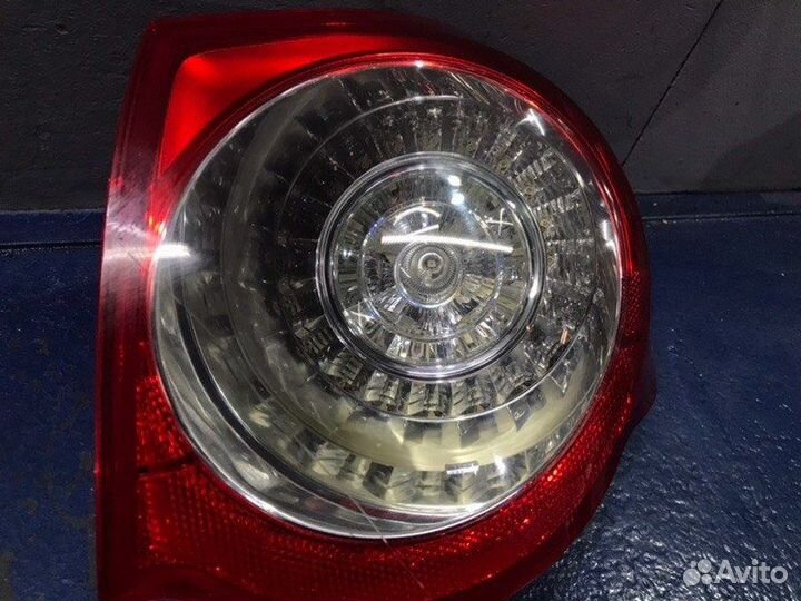 Фонарь правый Volkswagen Passat B6