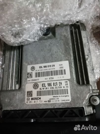 Блок управления двигателем VW Amarok 03L906019EN