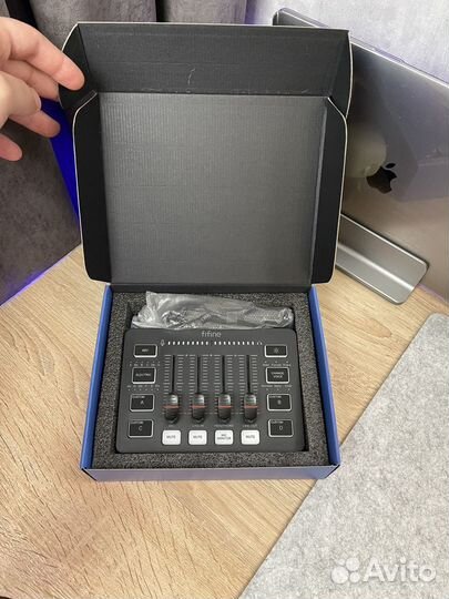 Микшер Fifine Ampligame SC3