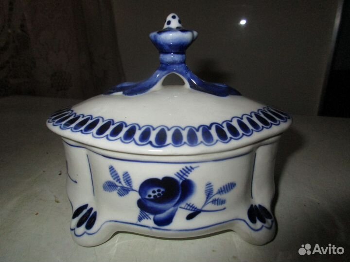 Самовары-гжель и конфетница СССР